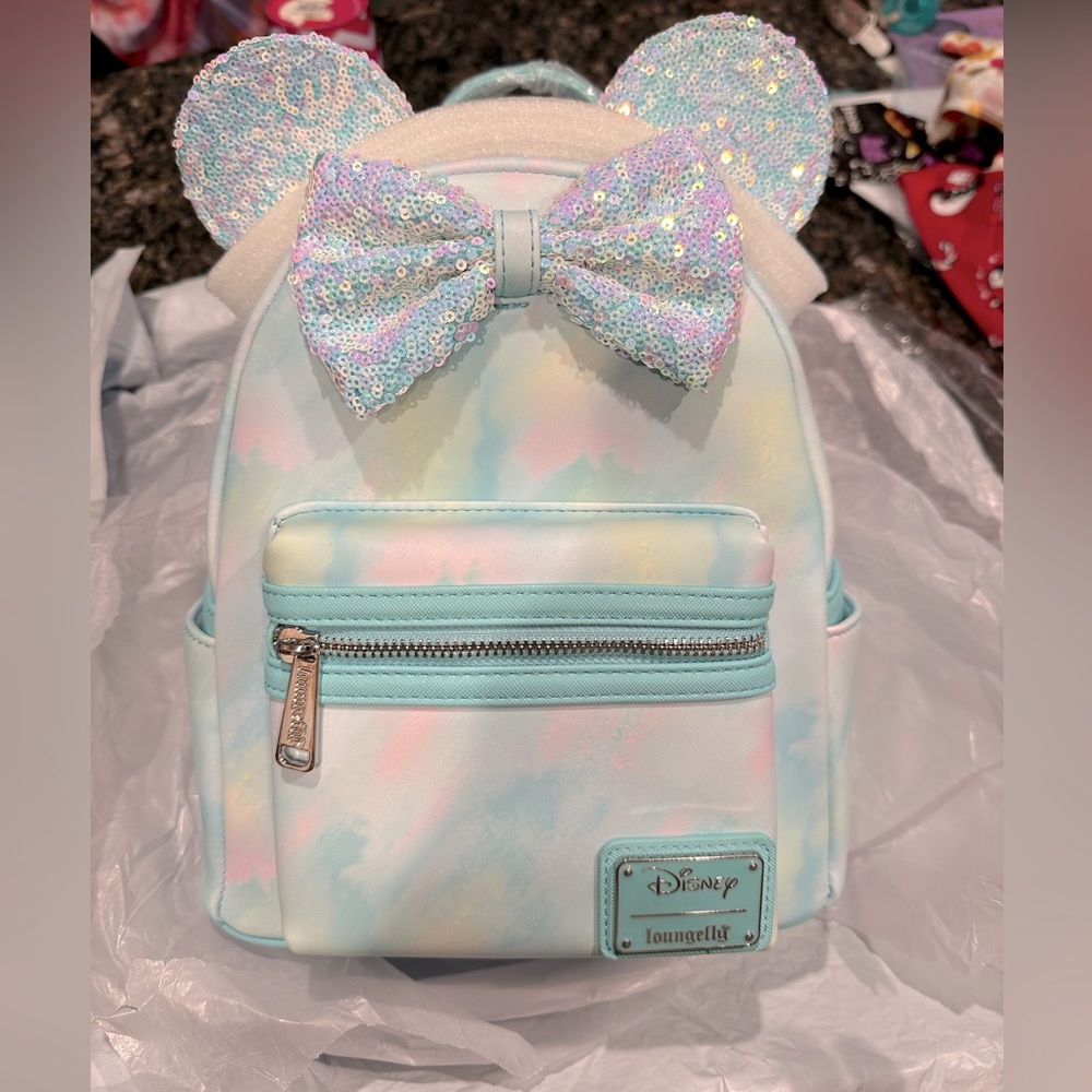Box lunch exclusive sequin Minnie Loungefly